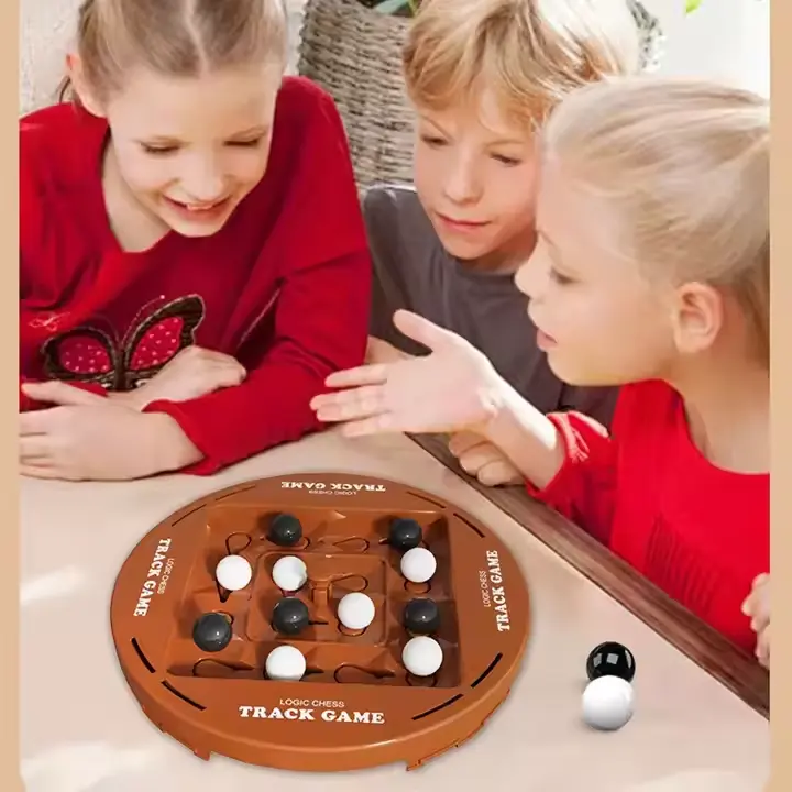 logic chess track game